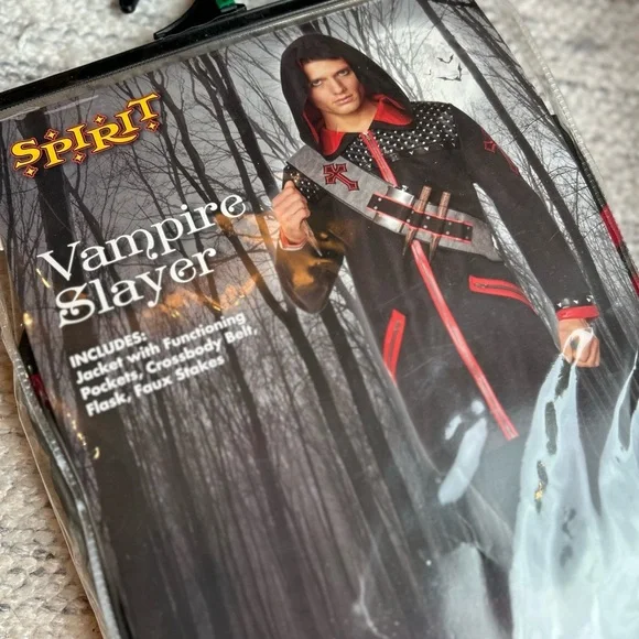 NWOT Adult Mens Vampire Costume L - Picture 4 of 8